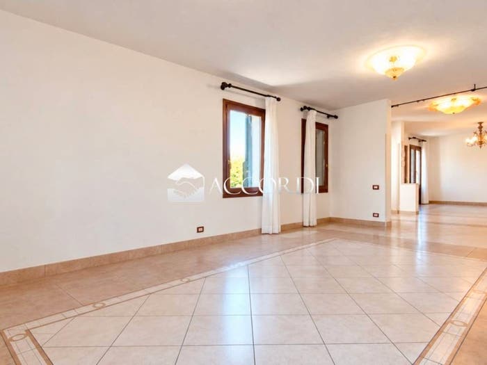 Casa con 6 locali in vendita in Via Montà, Montà Sant'Ignazio, Padova