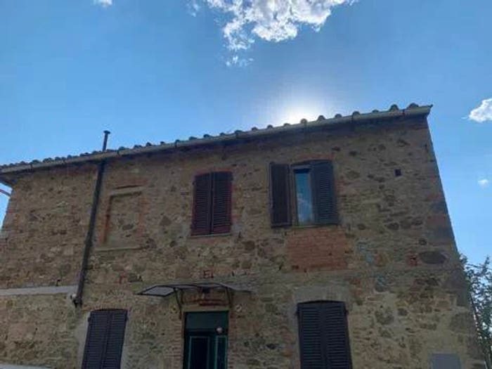 Casa con 6 locali in vendita in Loc La Gruccia, Poggibonsi