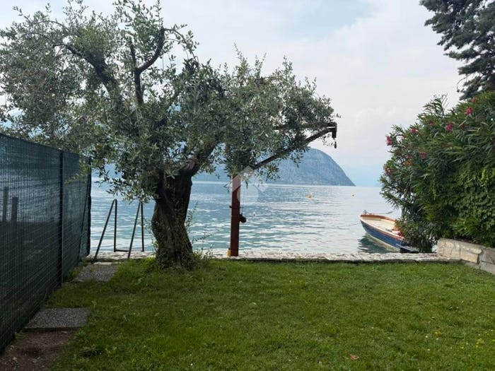 Casa trilocale in vendita in Via ippolito antonioli, Centro, Iseo