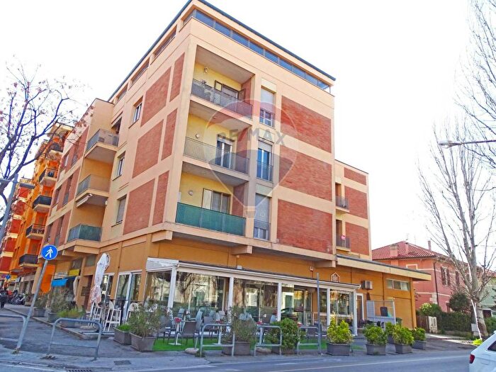 Appartamento quadrilocale in vendita in Sassonia, Fano