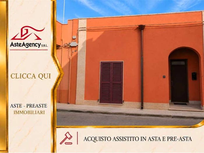 Appartamento quadrilocale in vendita in via Alessandro Manzoni, Centro, Cavallino