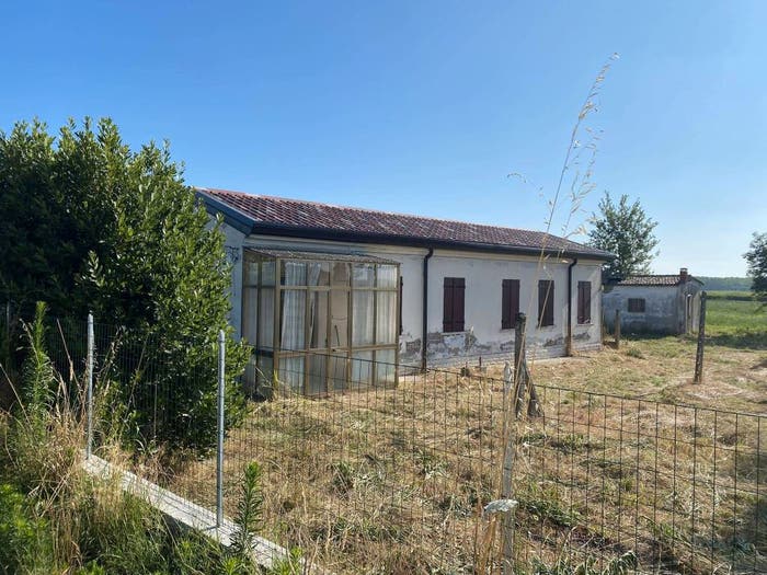 Casa quadrilocale in vendita in Via Romea, Rivà, Ariano nel Polesine