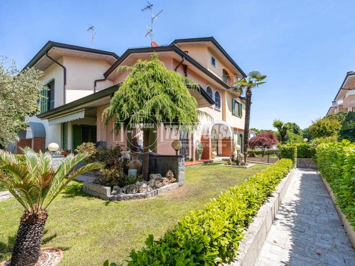 Casa con 5 locali in vendita in Via Thomas Alva Edison, Centro, Pozzuolo Martesana