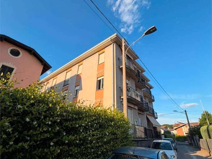 Appartamento bilocale in vendita in VIA ADIGE, Centro, Malnate