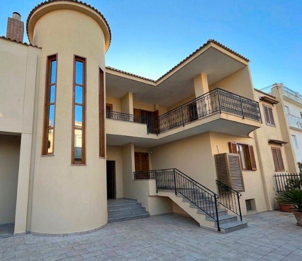 Casa con 6 locali in vendita in Via Giovanni Gentile, Centro, Mugnano di Napoli