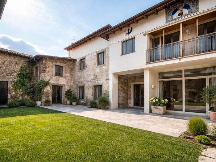 Casa con 6 locali in vendita in Via A Donadoni, Azzano San Paolo
