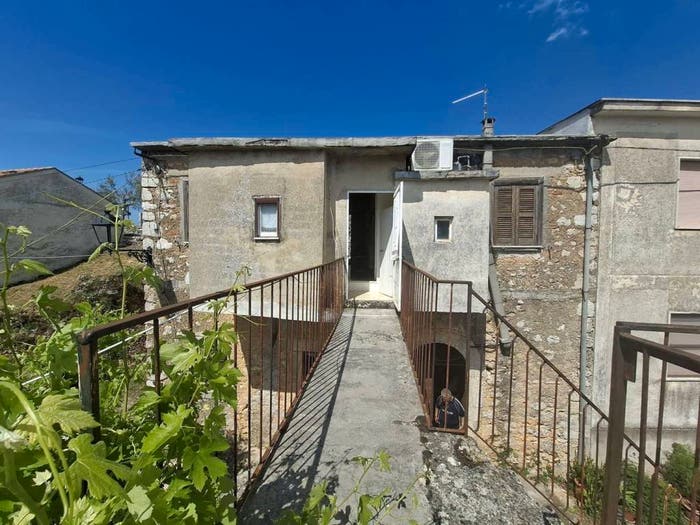 Casa quadrilocale in vendita in Via Borgo Loreto, Centro, Campoli Appennino
