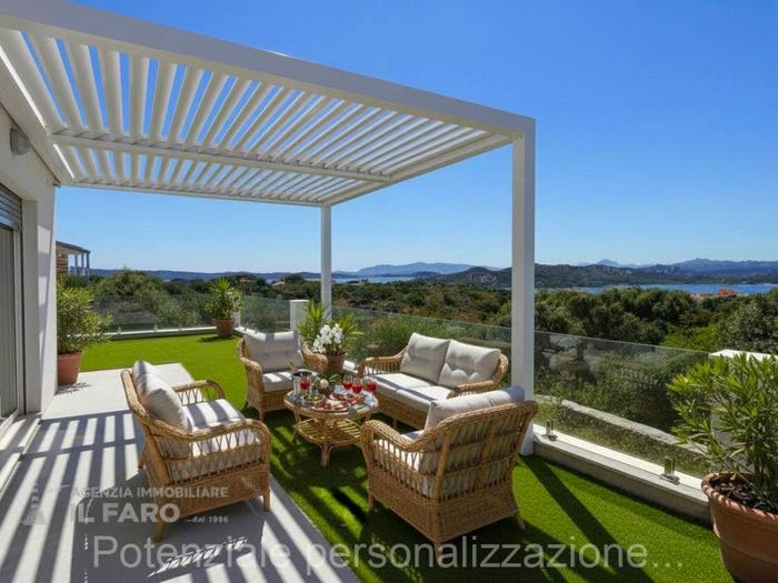 Appartamento trilocale in vendita in Via Suor Gotheland, La Maddalena