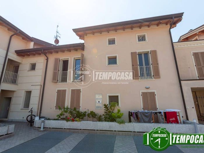 Appartamento trilocale in vendita in Via Madonna del Pozzo, Offanengo