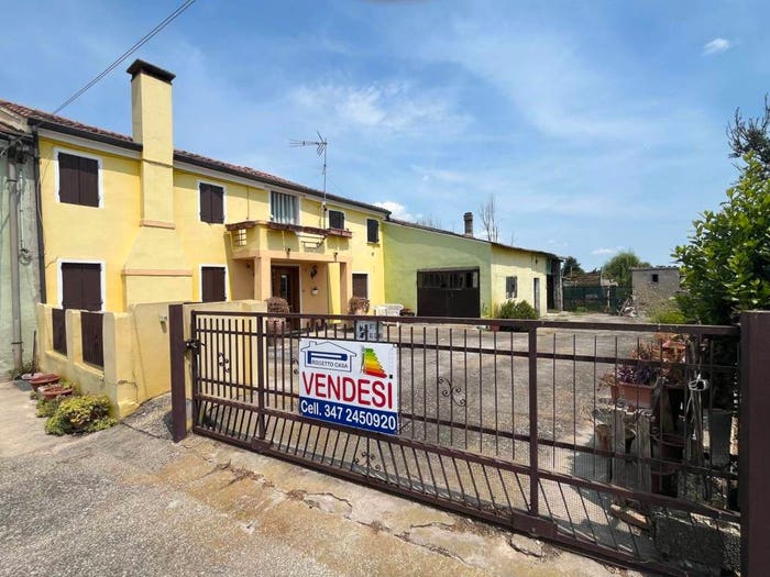 Casa con 6 locali in vendita in Santa Caterina d'Este