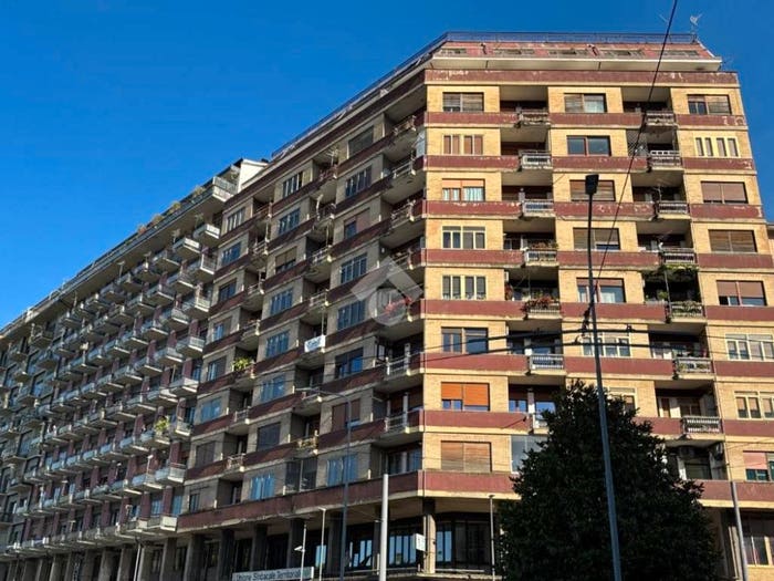 Appartamento trilocale in vendita in Via Circumvallazione, Centro Storico, Avellino