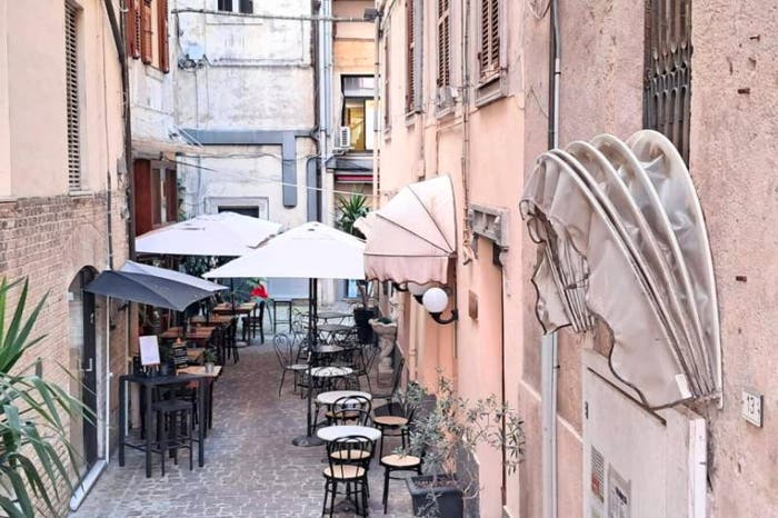 Appartamento quadrilocale in vendita in Corsi, Ancona