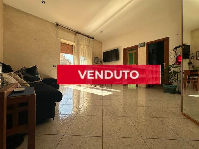 Appartamento quadrilocale in vendita in Via venezia giulia, Fuorigrotta, Napoli