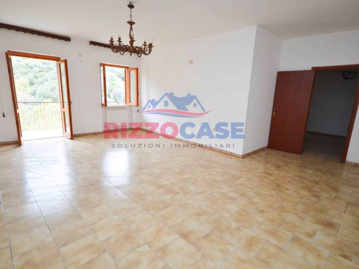 Appartamento con 5 locali in vendita in Via Pigna, Rossano, CoriglianoRossano