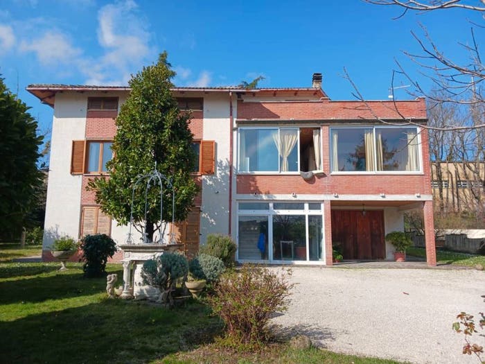 Casa con 6 locali in vendita in Via San Giuseppe, Centro, Cingoli