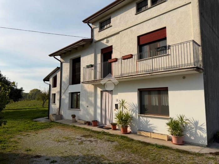 Casa con 5 locali in vendita in Via san francesco, San Giorgio in Bosco