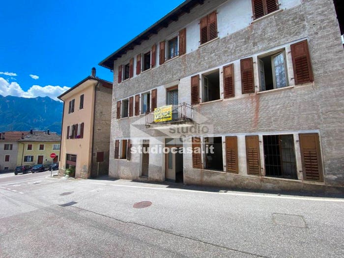 Casa con 5 locali in vendita in Strigno, Castel Ivano
