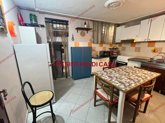 Appartamento con 5 locali in vendita in Discesa Dei Giudici, Kalsa, Palermo