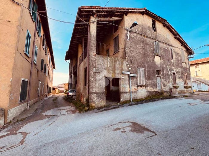 Casa bilocale in vendita in Via S Carlo, Rogoredo Valaperta Rimoldo, Casatenovo