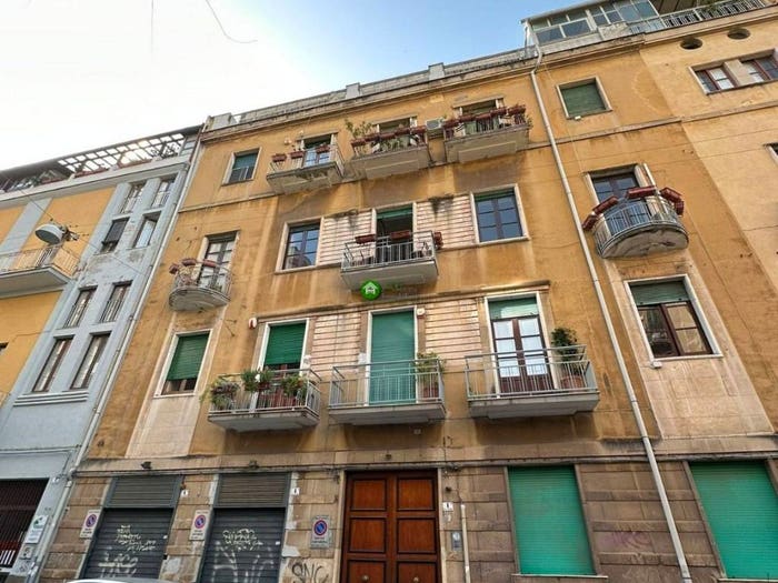 Appartamento trilocale in vendita in Via Giuseppe Aurelio Costanzo, Borgo, Catania