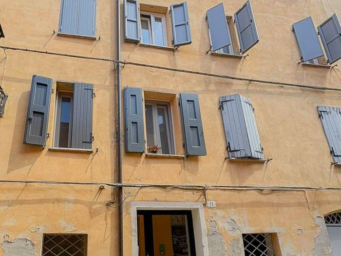 Appartamento bilocale in vendita in Vicolo Santa Maria delle Asse, Centro Storico, Modena
