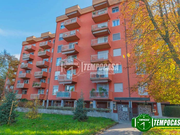 Appartamento quadrilocale in vendita in Via valsesia, Bisceglie, Milano