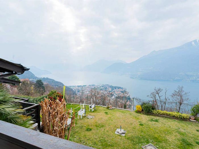 Casa quadrilocale in vendita in Via Comun, Centro, Dervio
