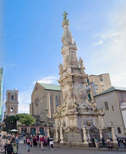 Appartamento bilocale in vendita in Via Cisterna dell'Olio, Centro Storico, Napoli