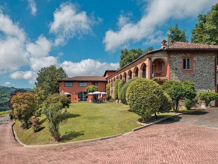 Casa con 6 locali in vendita in Monastero Bormida