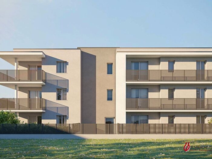 Appartamento trilocale in vendita in Via Dante Alighieri, Castel d'Azzano
