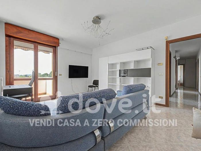 Appartamento quadrilocale in vendita in Via Luxardo, Torre, Padova