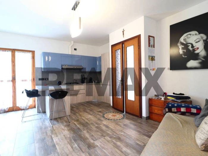 Casa bilocale in vendita in via butto, Centro, Erve