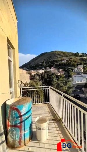 Appartamento con 6 locali in vendita in Centro, Alcamo