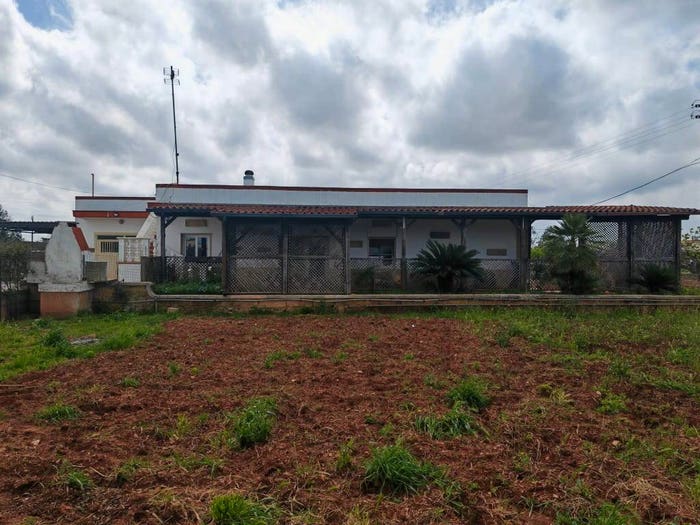 Casa con 5 locali in vendita in Cda Livola, Taurisano