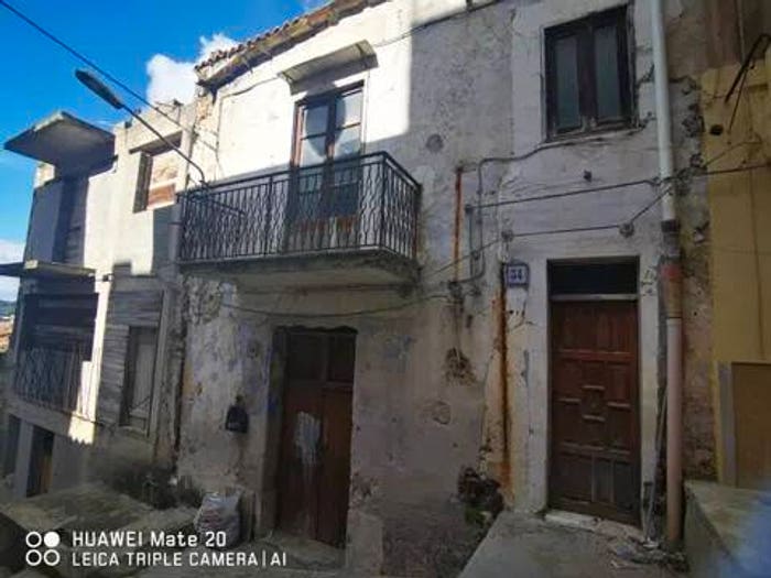 Casa in vendita in Via Marciano No Number, Montelepre