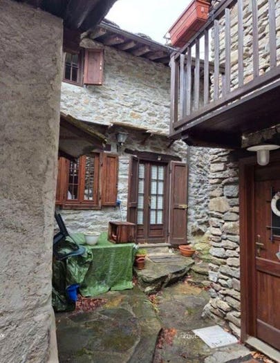 Casa bilocale in vendita in Frazione Vonzo, Chialamberto