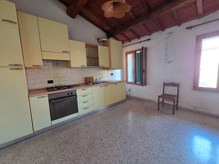 Appartamento trilocale in vendita in Torri Di Confine, Gambellara