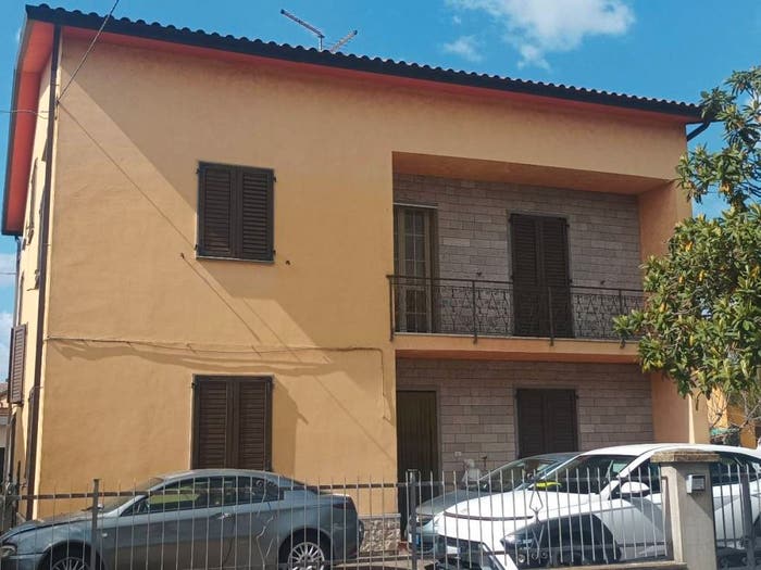 Casa con 6 locali in vendita in Via Parigi, Bastia, Bastia Umbra