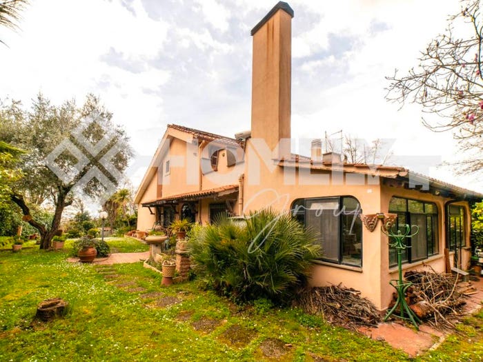Casa con 6 locali in vendita in Via di Villa Grazioli, Anagnina, Grottaferrata
