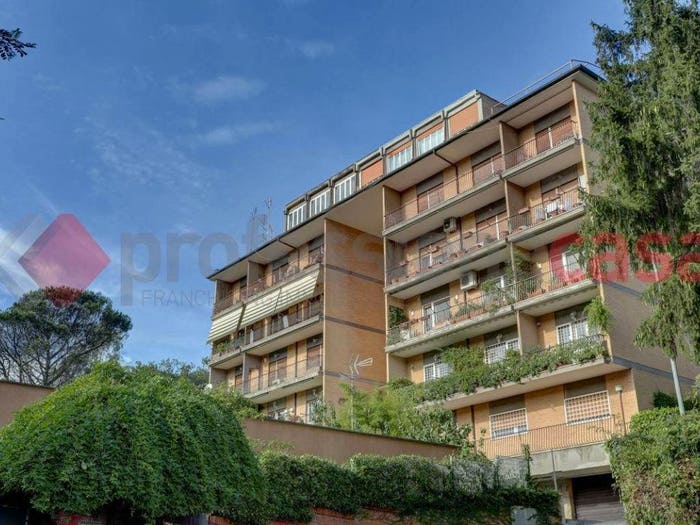 Appartamento con 5 locali in vendita in Via Italo Panattoni, Cassia San Godenzo, Roma