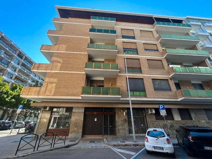 Appartamento con 5 locali in vendita in Via Braccio Martello, Mazzini, Lecce