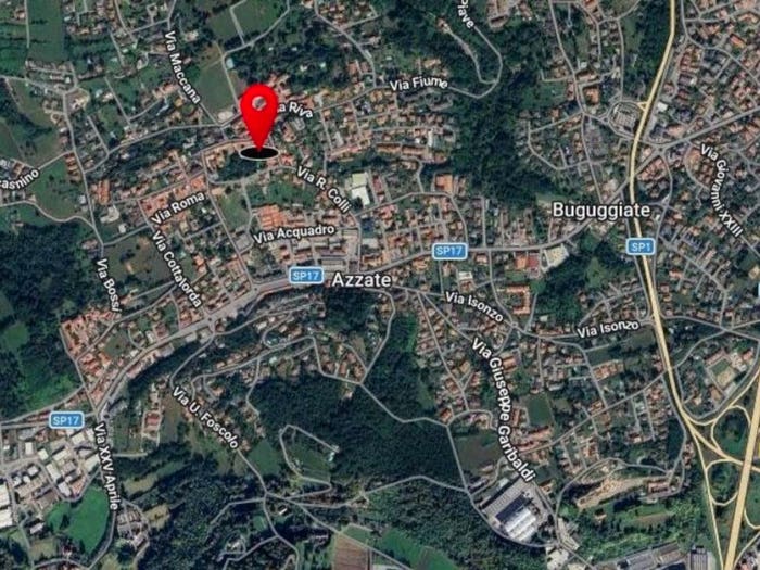 Appartamento con 5 locali in vendita in Via Volta n Azzate VA, Centro, Azzate