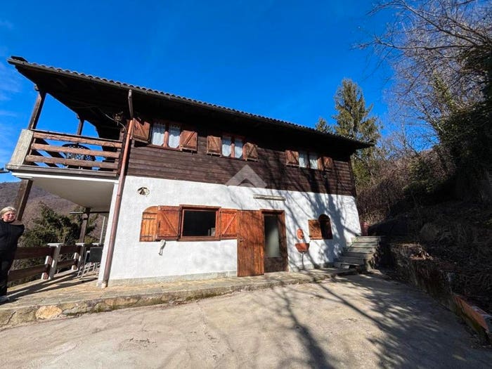 Casa con 5 locali in vendita in Frazione Maleggia, Pessinetto