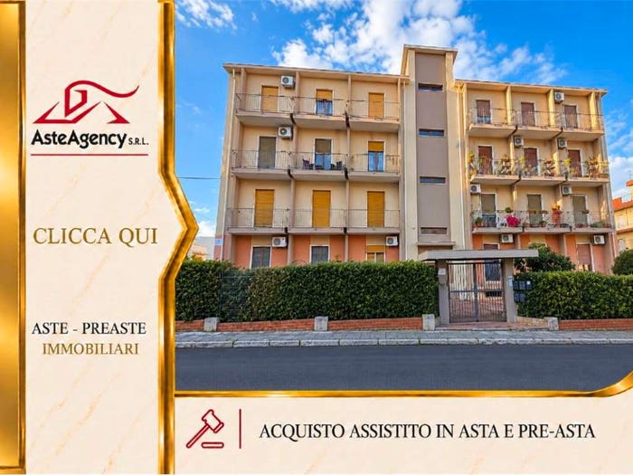 Appartamento con 6 locali in vendita in Via Papa Giovanni XXIII, San Giorgio Ionico