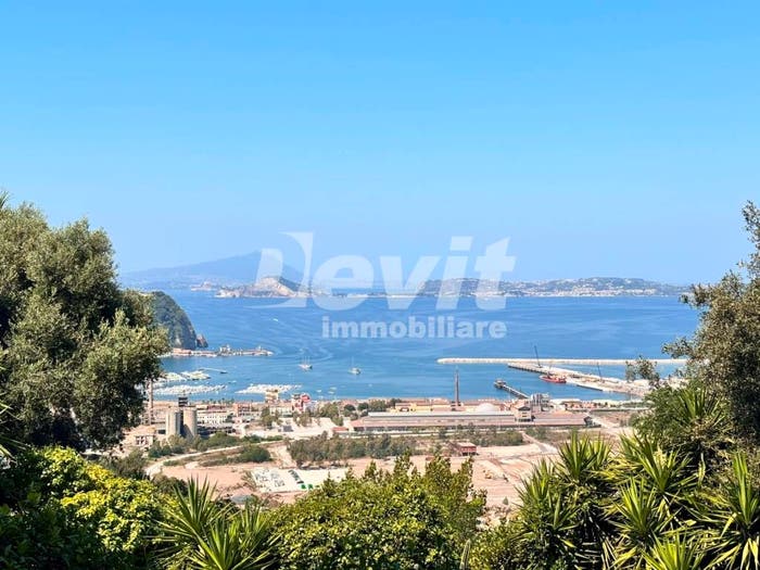 Appartamento con 6 locali in vendita in Via Vincenzo Padula, Posillipo, Napoli