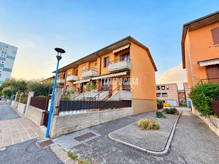 Casa quadrilocale in vendita in Via Raffaello Sanzio, San Polo Nuovo, Brescia