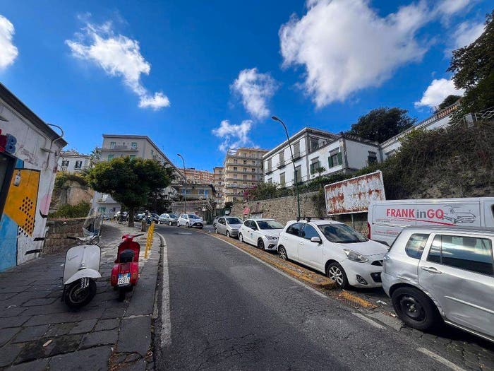 Appartamento quadrilocale in vendita in Via Girolamo Santacroce, Piazza Canneto Salvator Rosa, Napoli
