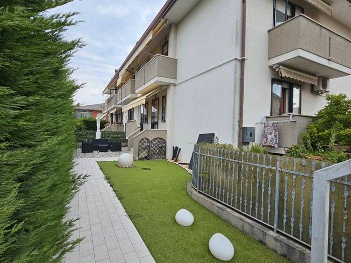 Casa con 5 locali in vendita in Via Giovanni da Verrazzano, Sottomarina, Chioggia