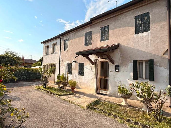 Casa con 6 locali in vendita in Olmo, Martellago