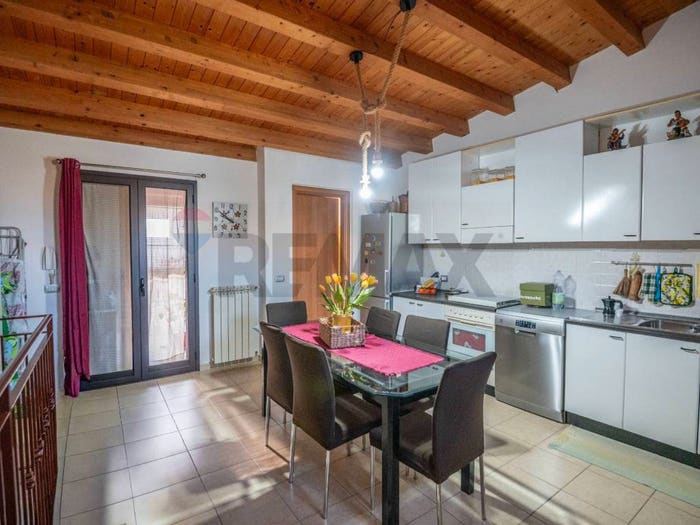 Casa trilocale in vendita in Via Gela, Centro, Caltagirone